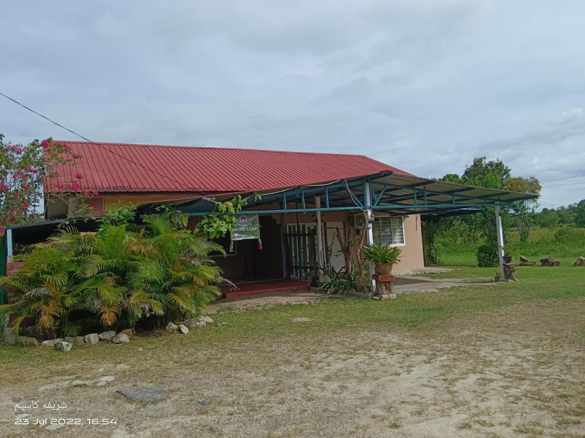 Embun Langkawi Pantai Cenang Villa Pantai Cenang  Eksteriør billede